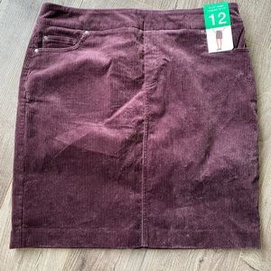 Corduroy Mini Skirt - Burgundy